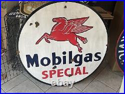 Antique style barn find look Mobil gargoyle dealer sales service oil gas pump